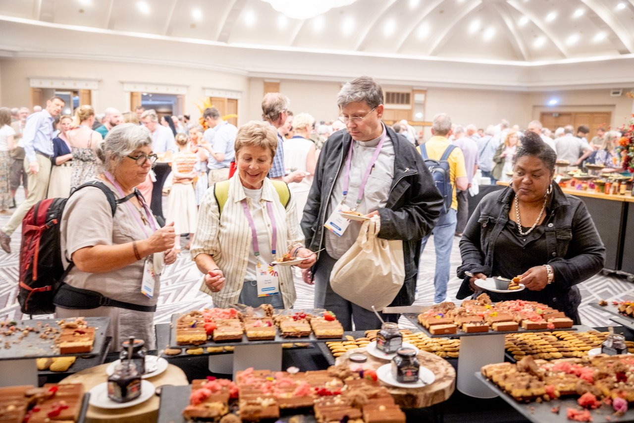 Zaterdag 30 mei - opening, lunch en sfeerbeelden